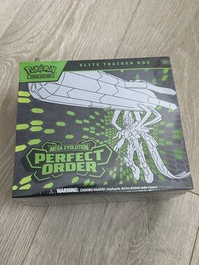 Pokémon TCG: Mega Evolution—Perfect Order Elite Trainer Box ETB